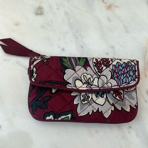 VERA BRADLEY Women's Cotton Jen Zip ID Case Wallet - Bordeaux Blooms